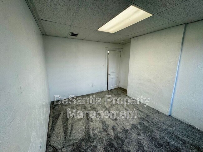 Building Photo - 42 Climax St