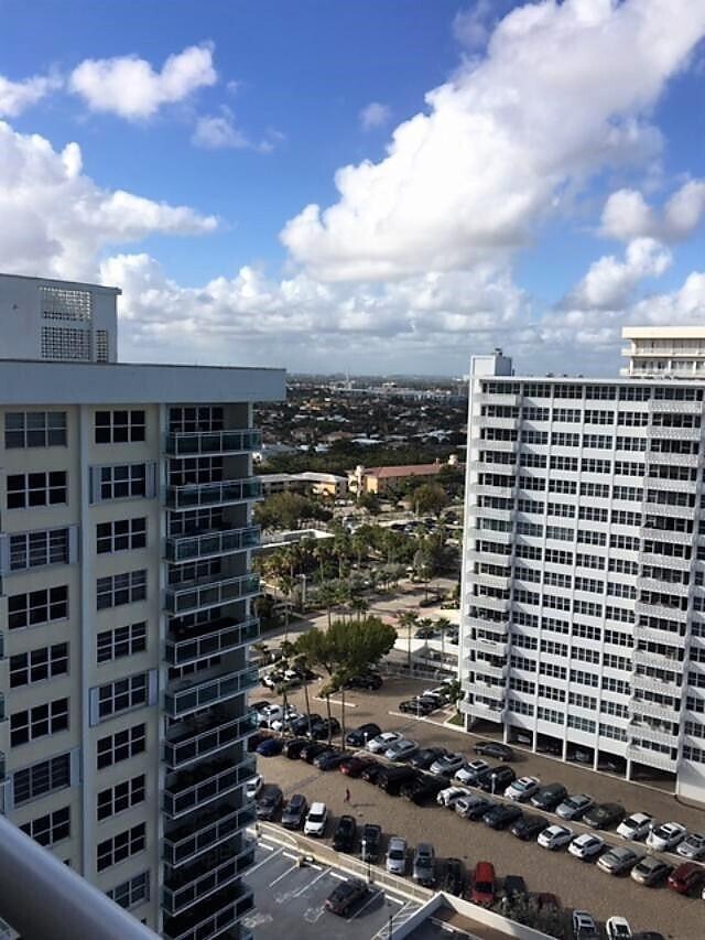 Building Photo - 3900 Galt Ocean Dr