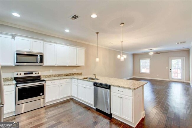 Building Photo - 3770 Shades Valley Ln