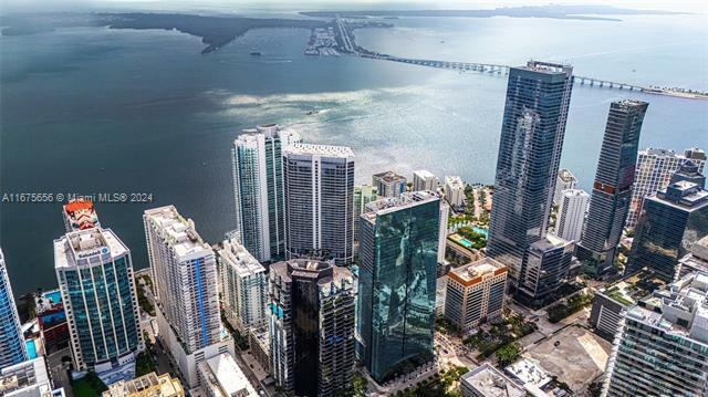 Building Photo - 1395 Brickell Ave