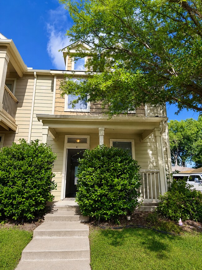Building Photo - Charming Dollhouse-Style Townhome in Keller ISD with Private Backyard & Detached 2-Car Garage!