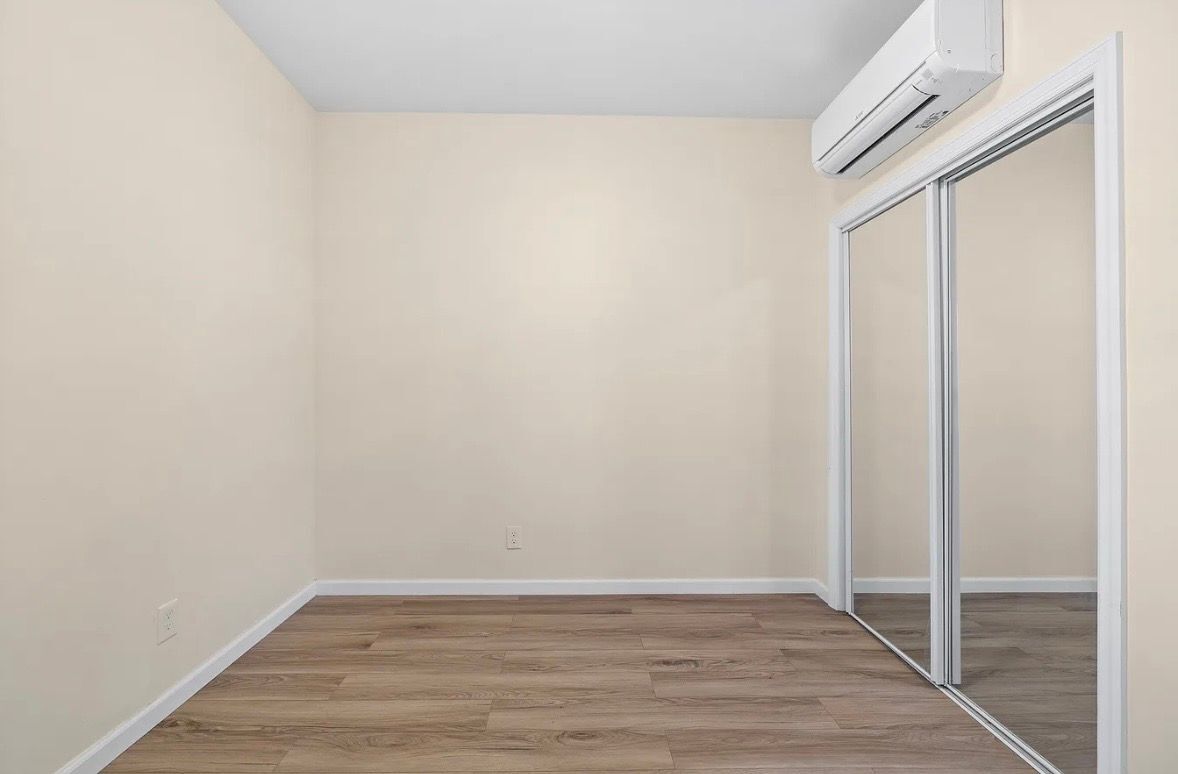 Building Photo - 413 Lanza Ave