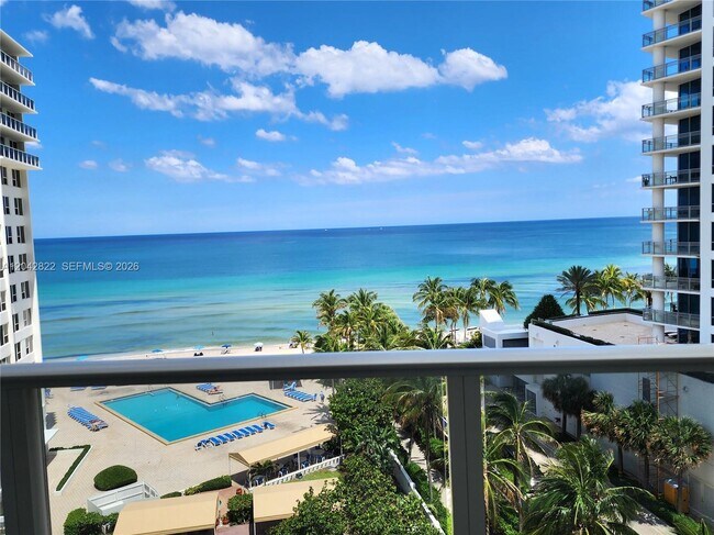 Building Photo - 3505 S Ocean Dr