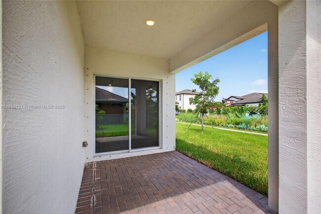 Building Photo - 301 Silver Sands Ln