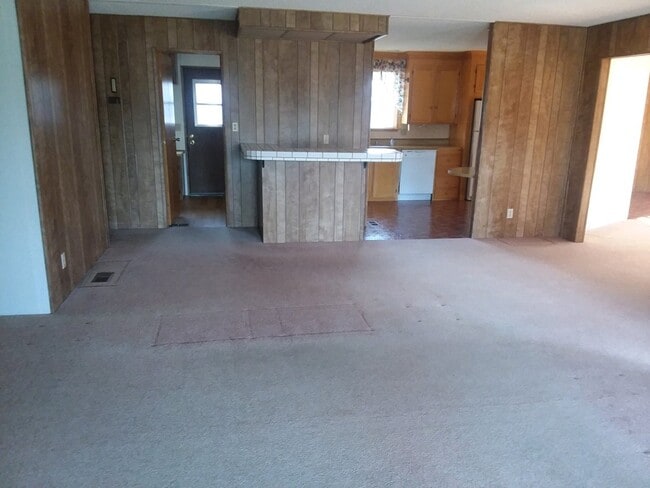 Building Photo - 2 Bedroom/2 Bath Modular Home Available Now!