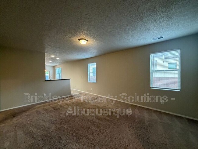 Building Photo - 7005 Silver Moon Rd