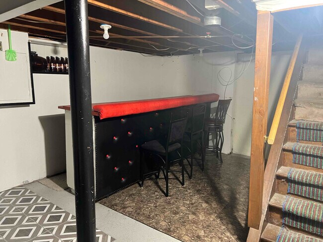 Building Photo - 315 Fetzner Rd