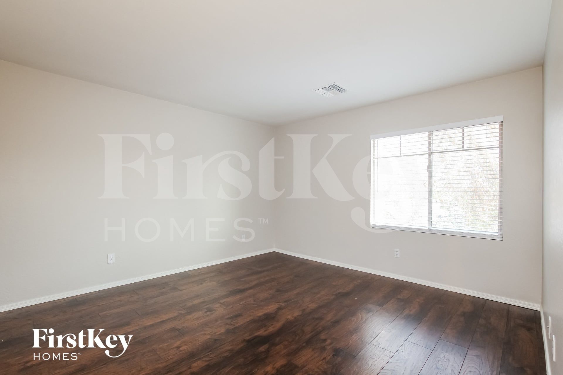 Building Photo - 14210 W Mauna Loa Ln