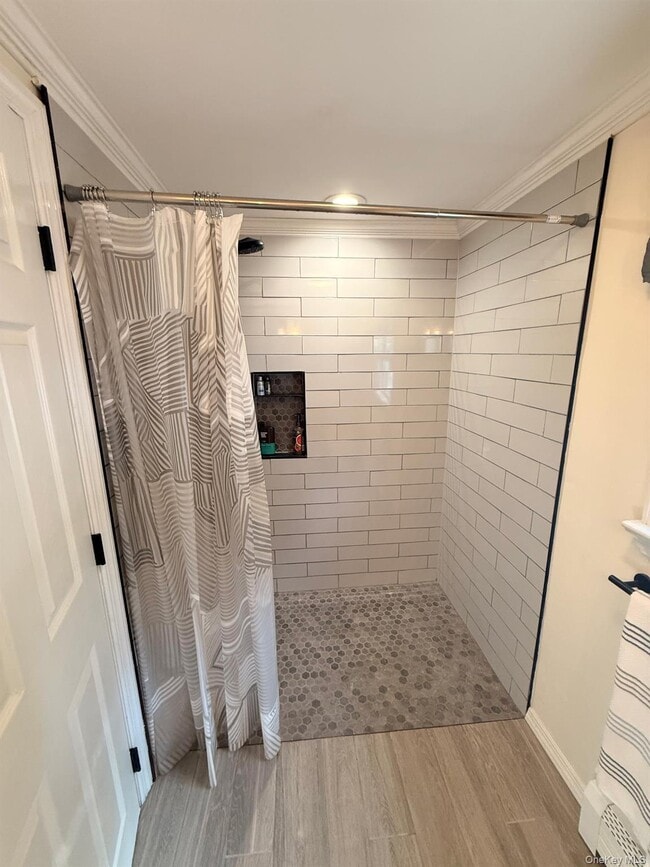 Building Photo - 24 Tyler Ave