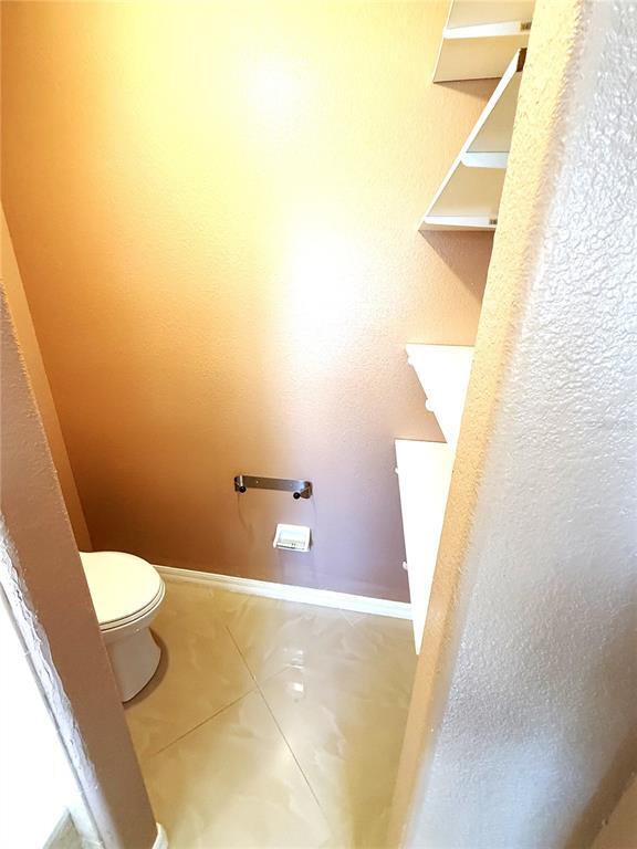 Building Photo - 9217 Valencia Palms Dr