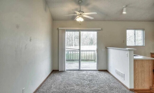 Building Photo - 6206 N 131st Ave