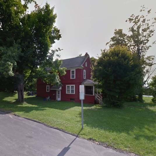 Building Photo - 2030 E Colvin St