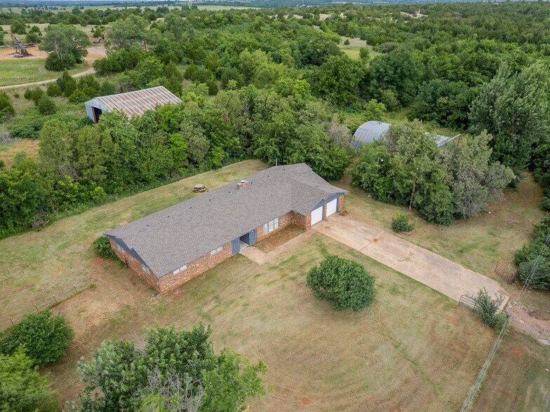 Building Photo - 27115 Western Ave