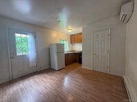 Building Photo - 60 Creek Run Rd