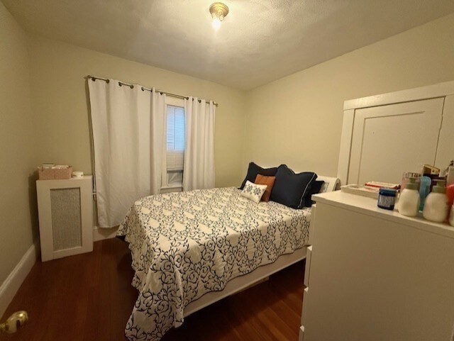 Building Photo - 26-28-28 Waverley Ave