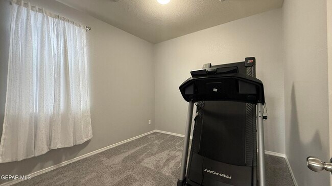 Building Photo - 13139 Saker Dr