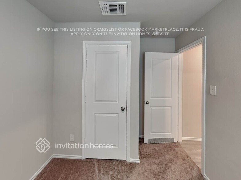 Building Photo - 5710 Verracio Ct