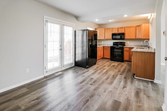 Building Photo - 37 Pierce Street