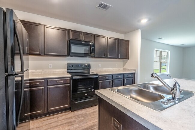 Building Photo - Oglethorpe Landing