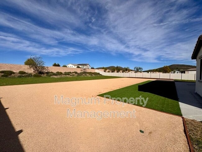 Building Photo - 31310 Reserve Dr