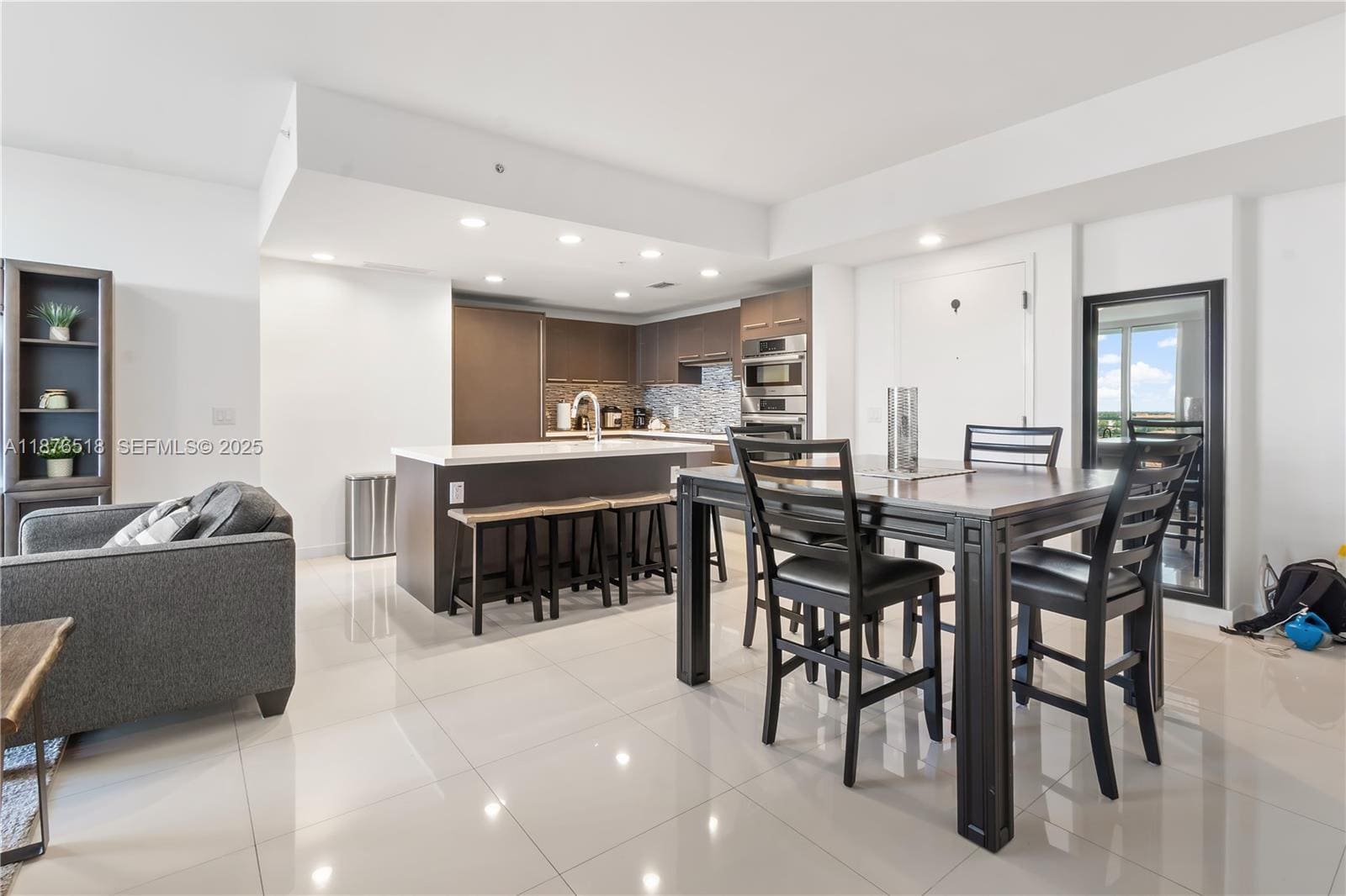 Building Photo - 7875 NW 107th Ave