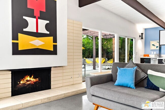 Building Photo - 400 E Glen Cir S