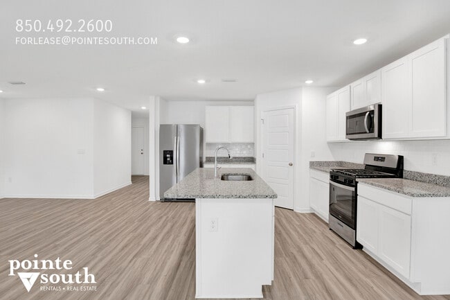 Building Photo - 32062 Lyon Rd