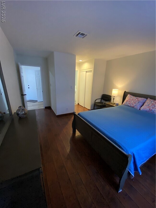 Building Photo - 5028 S Rainbow Blvd