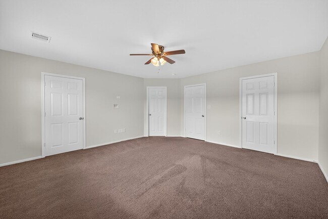 Building Photo - 6115 Shadow Isle Ln