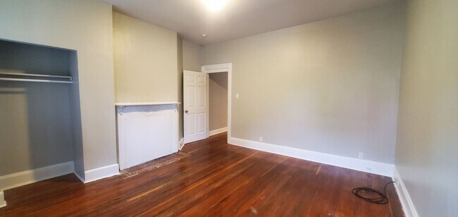 Building Photo - 482 Crestline Ave