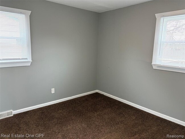 Building Photo - 11304 Jackson Ave