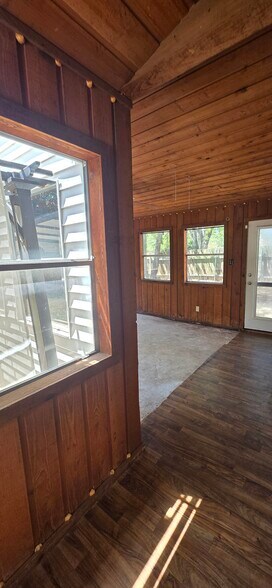 Sunroom - 12534 Split Rail Pky