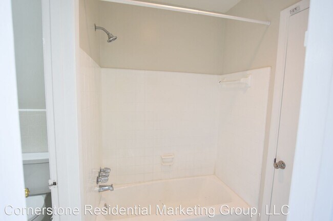 Building Photo - 3 br, 2 bath House - 2320 Lake Helen Ostee...