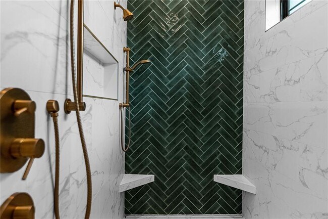 Building Photo - 1814 Barker Dr