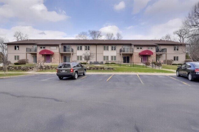 Building Photo - 5303 Brody Dr