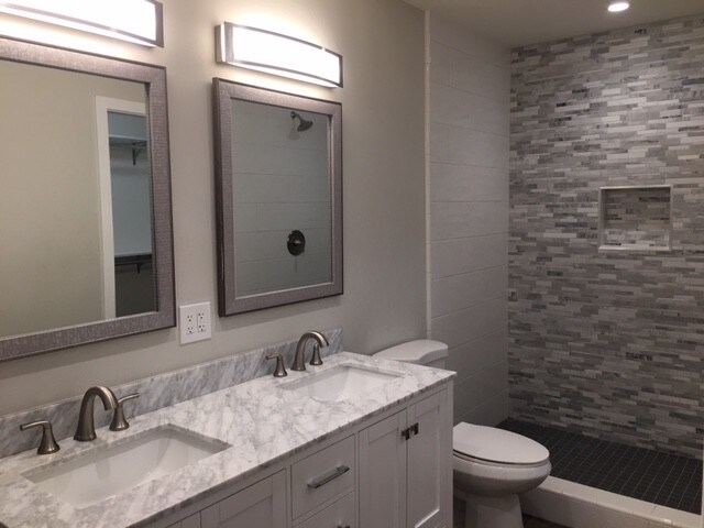 Building Photo - 6427 Gaviota Ave