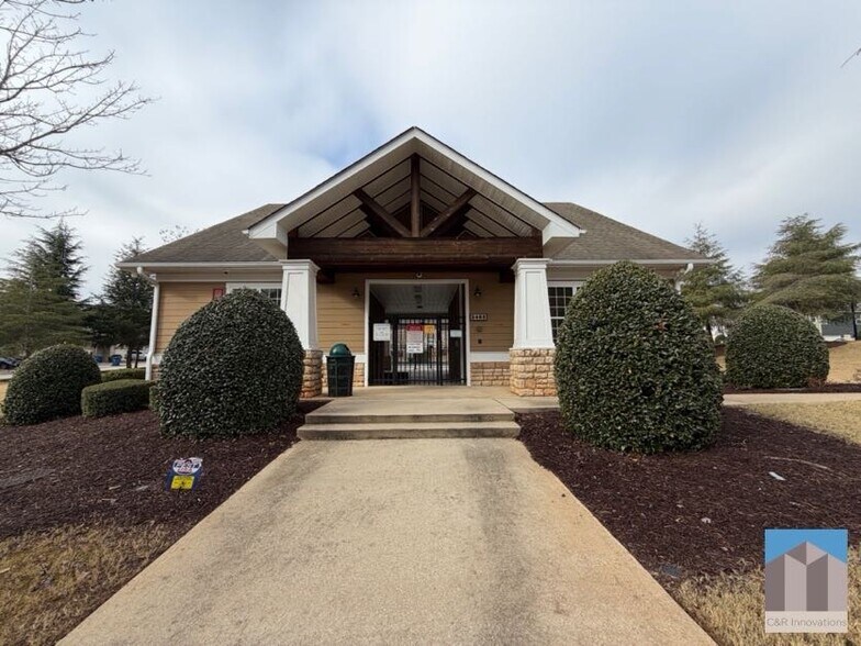 Building Photo - 2473 Capella Cir SW