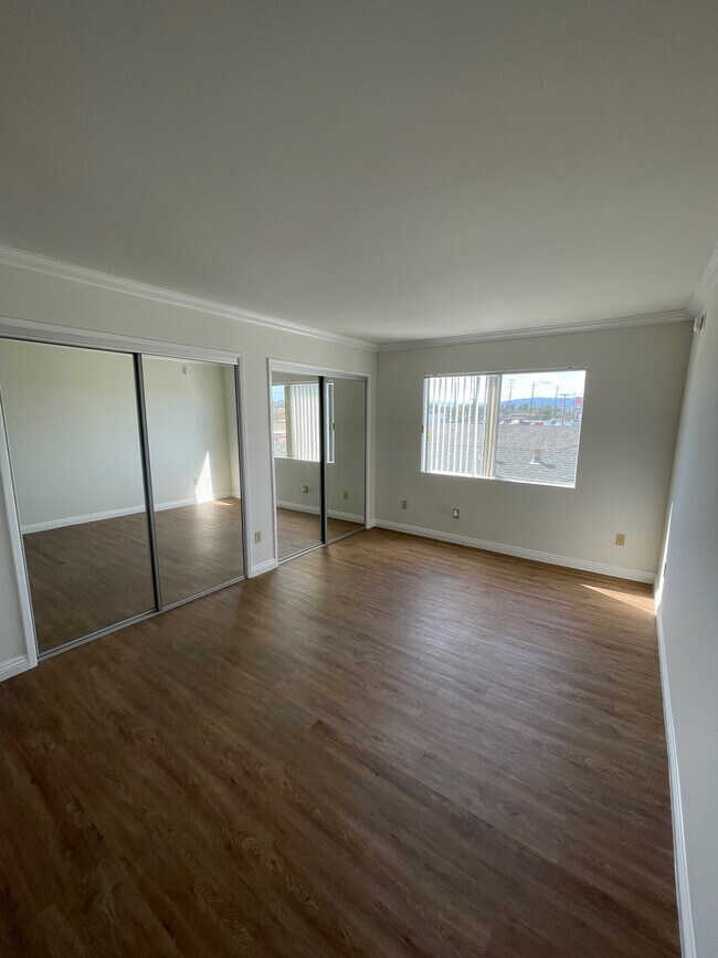 Building Photo - 4230 S Centinela Ave