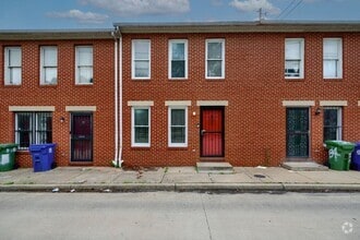 Building Photo - 32 N Spring St