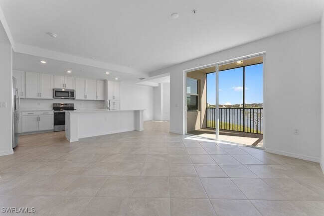 Building Photo - 5555 Double Eagle Cir