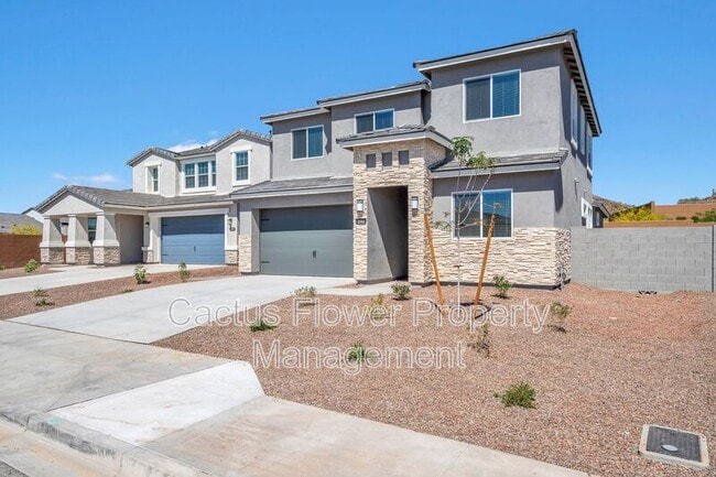 Building Photo - 6946 W Buckhorn Trail