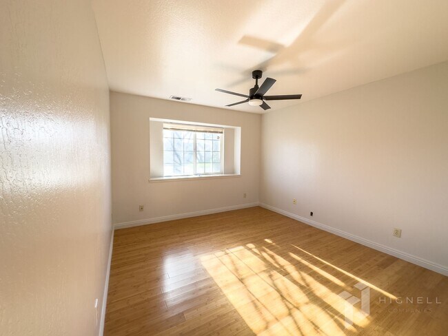Building Photo - Amber Grove Home for Rent in Chico CA | Pool, Remodeled Interior, Landscaped Yard
