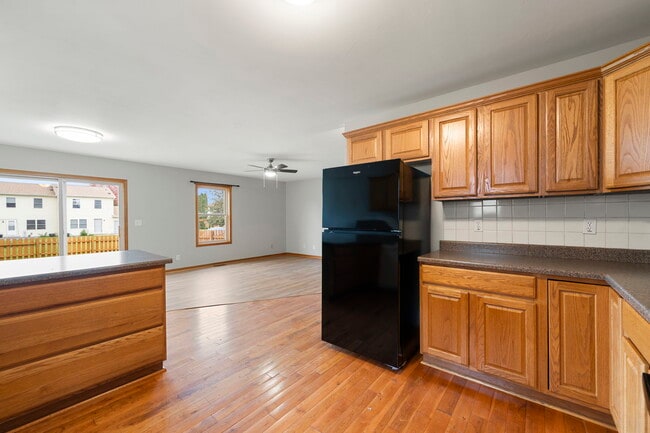 Building Photo - 1477 Stonefield Dr