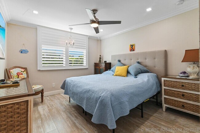 Building Photo - 2840 S Ocean Blvd