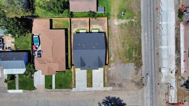 Building Photo - 917 Griffin St
