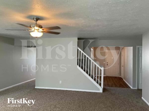 Building Photo - 6802 Harriet Dr