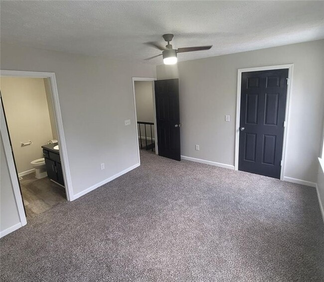 Building Photo - 6458 Bedford Ln