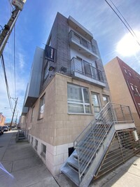 Building Photo - 1849 N 18th St