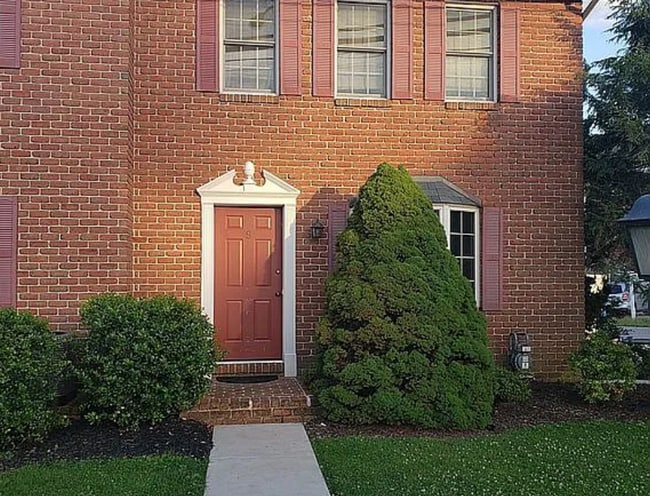 Building Photo - 9 Ridge Ave