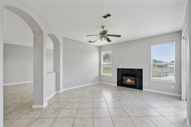 Building Photo - 4926 Rock Rose Loop